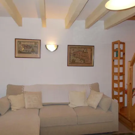 Holiday home Ti Yvon
